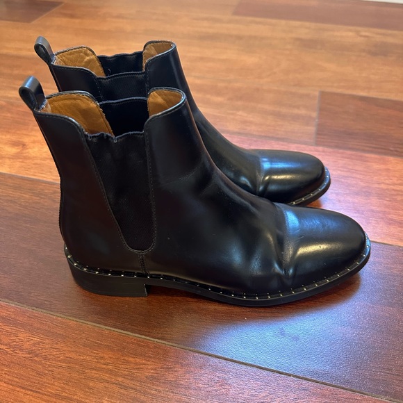 Sezane Shoes - Sezane Low Henry Boots size 37